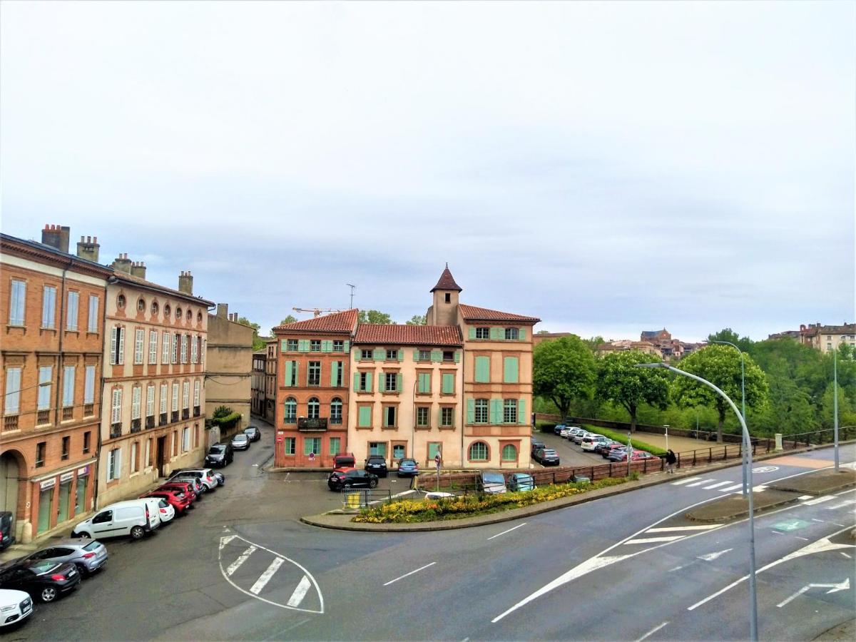 Chambre Privee Et Spacieuse Au Sein D'Un Logement Partage - Central, Quartier Villebourbon - 3 Chambres Doubles - 2 Balcons - Places De Stationnements Gratuites - 5 Min A Pied Gare Et Hypercentre Montauban Exteriör bild
