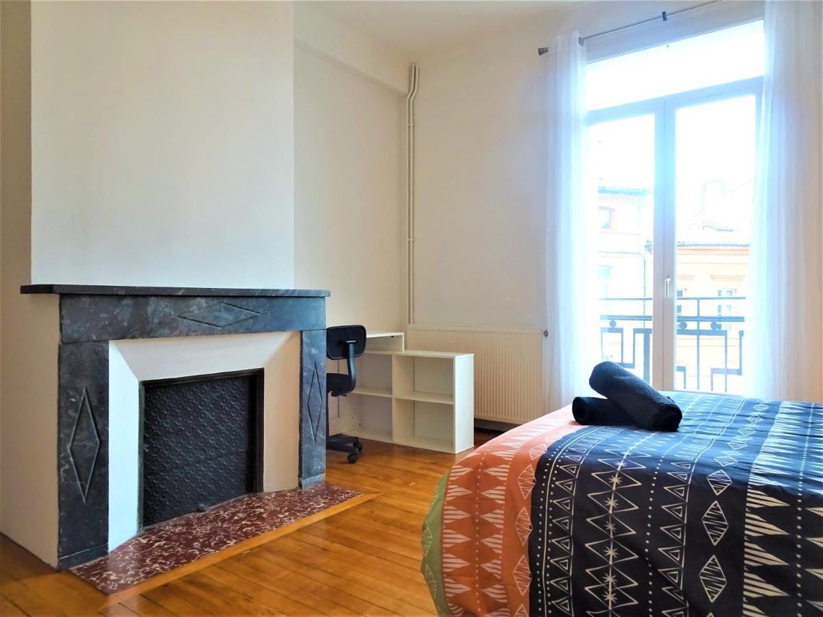 Chambre Privee Et Spacieuse Au Sein D'Un Logement Partage - Central, Quartier Villebourbon - 3 Chambres Doubles - 2 Balcons - Places De Stationnements Gratuites - 5 Min A Pied Gare Et Hypercentre Montauban Exteriör bild