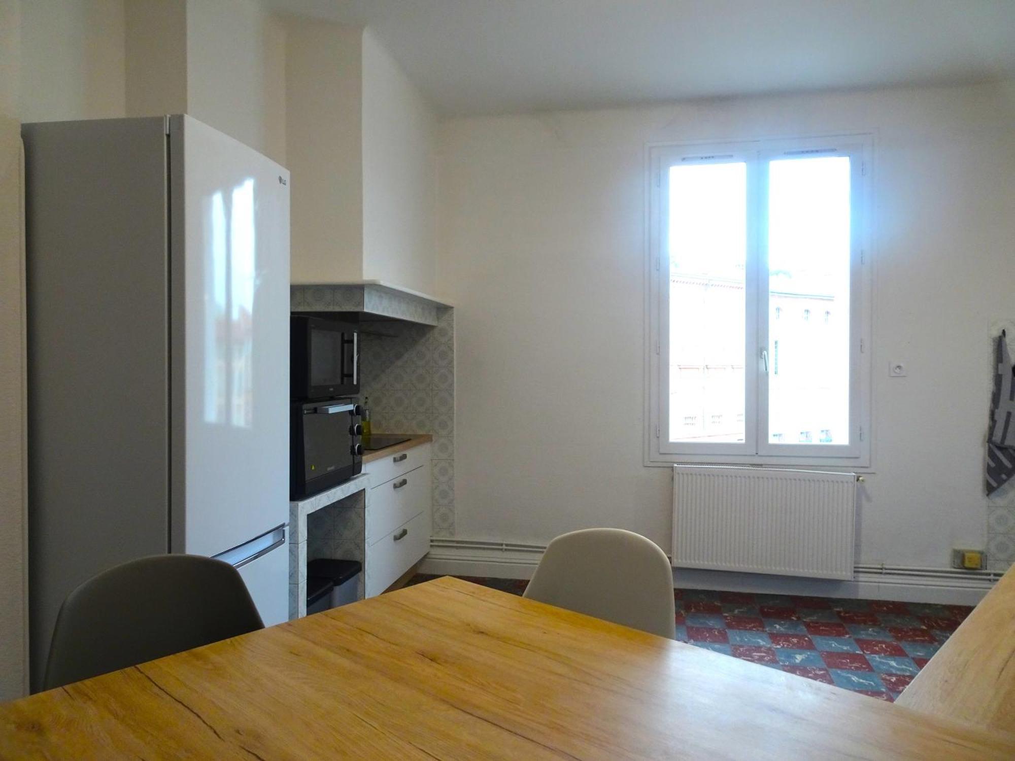 Chambre Privee Et Spacieuse Au Sein D'Un Logement Partage - Central, Quartier Villebourbon - 3 Chambres Doubles - 2 Balcons - Places De Stationnements Gratuites - 5 Min A Pied Gare Et Hypercentre Montauban Exteriör bild